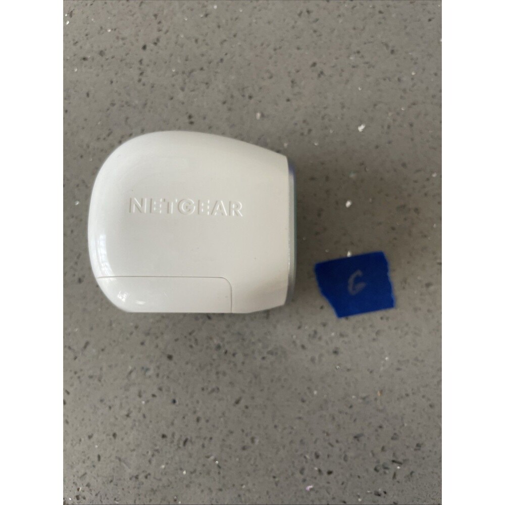 (M) Arlo NETGEAR VMC3030 HD Security Camera Magnetic